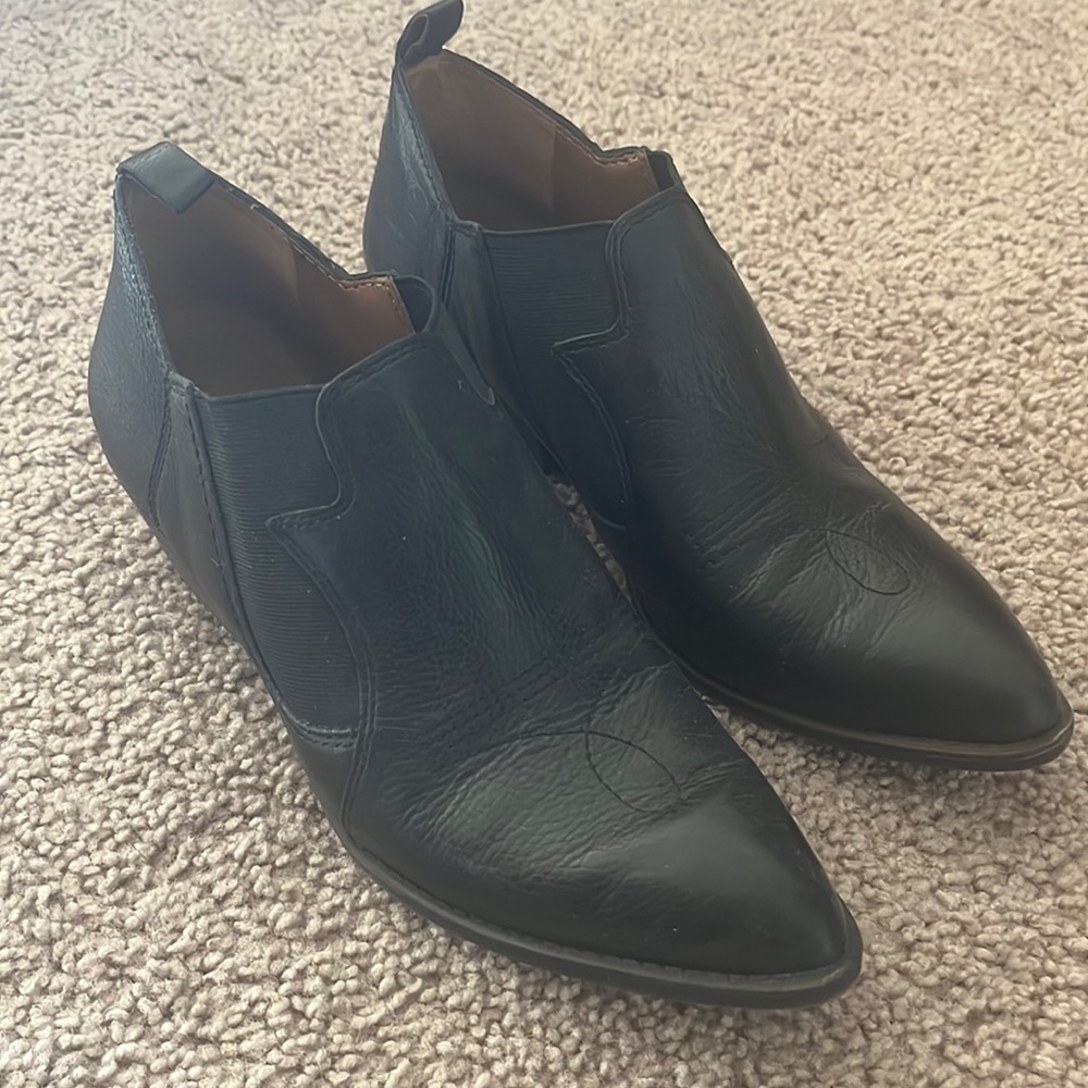 Black lucky brand women’s booties
